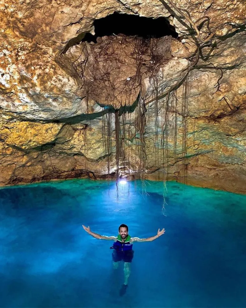 Cenote Cascabel