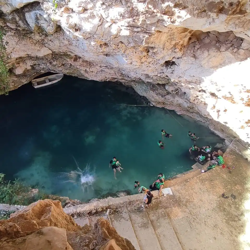 Santa Cruz in Homún, Yucatán