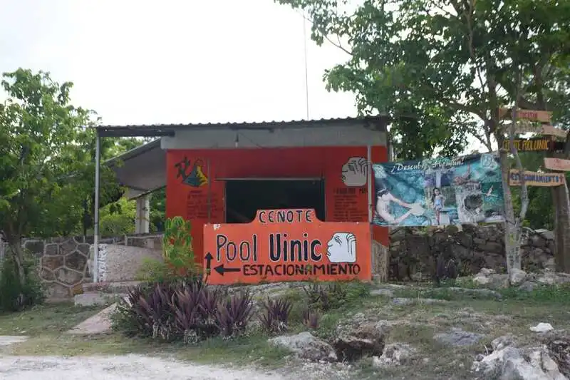 Entrada Casa Cenote Pool Uinic