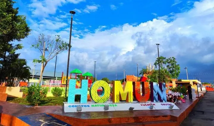 Homún color letters