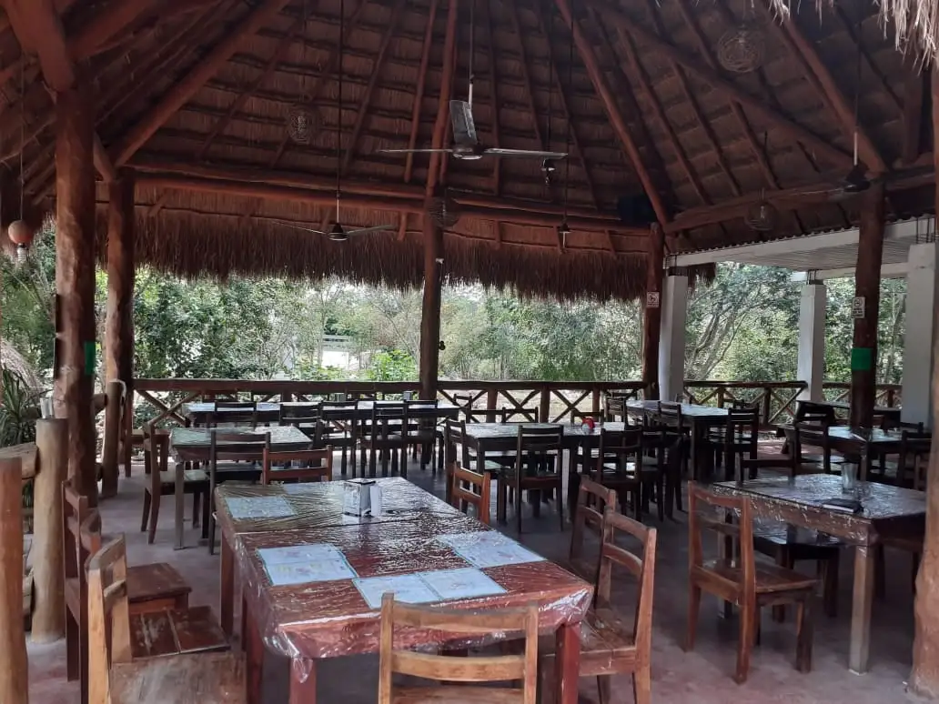 Restaurante Santa Cruz en Homún